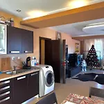 Ava Apartmán *