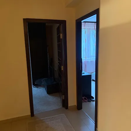 Ava Apartment *